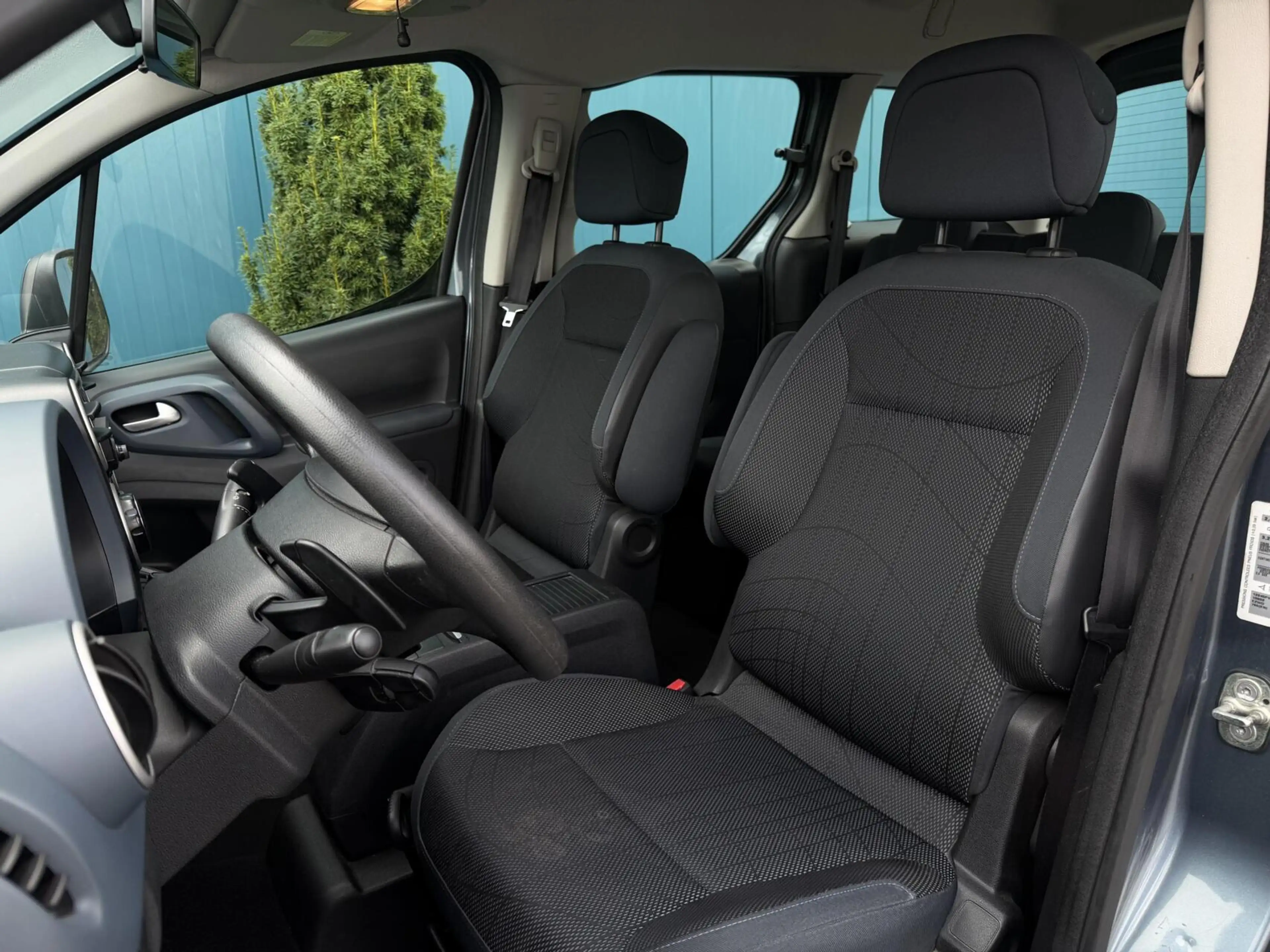 Peugeot Partner Tepee 1.6 e-HDi AUT. Active TREKH | CRUISE | AC | — photo 9