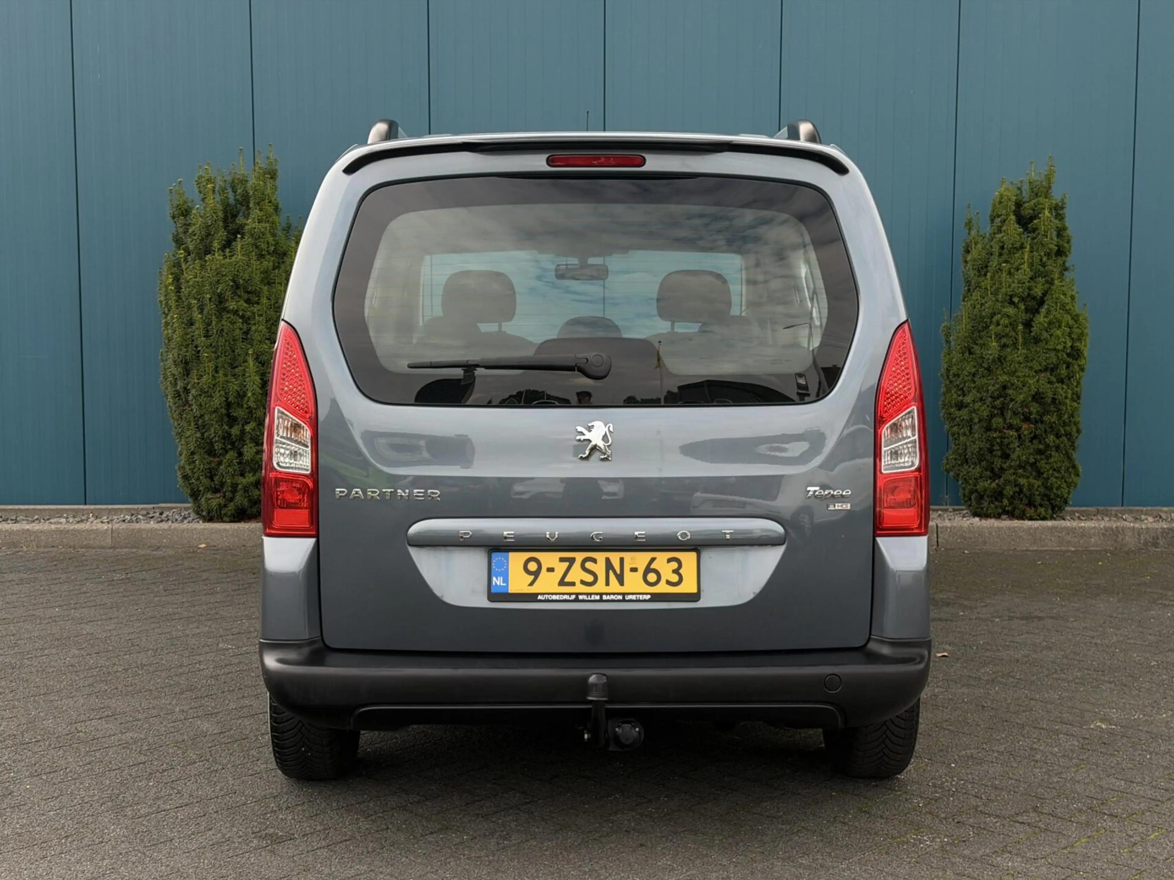 Peugeot Partner Tepee 1.6 e-HDi AUT. Active TREKH | CRUISE | AC | — photo 24
