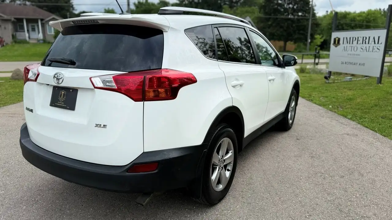 Toyota RAV 4 photo Toyota RAV 4
