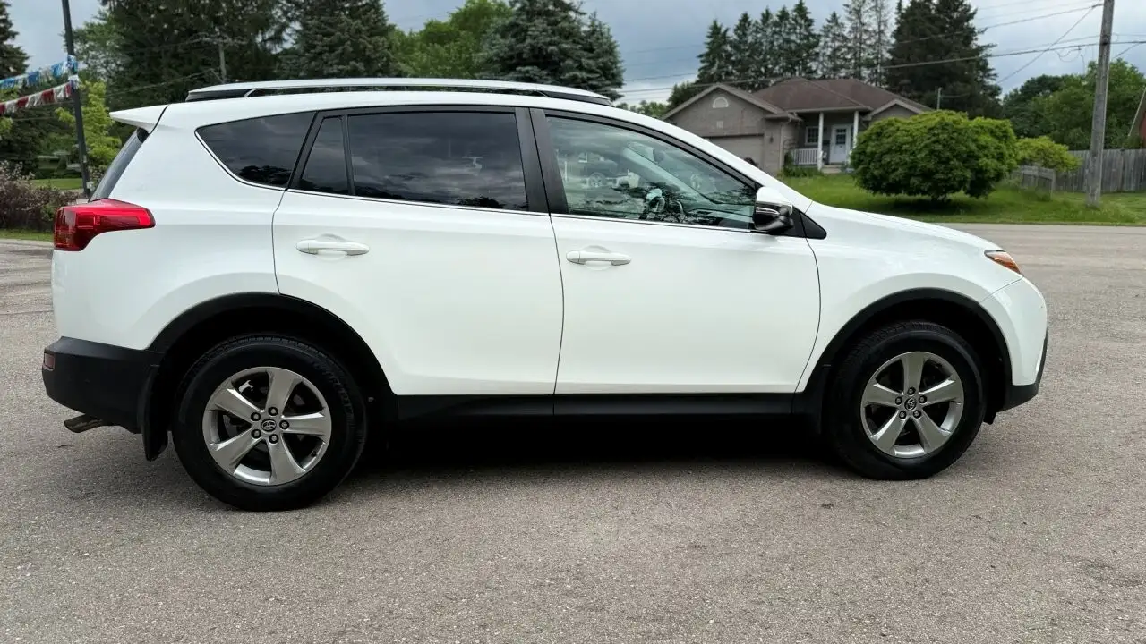 Toyota RAV 4 photo Toyota RAV 4