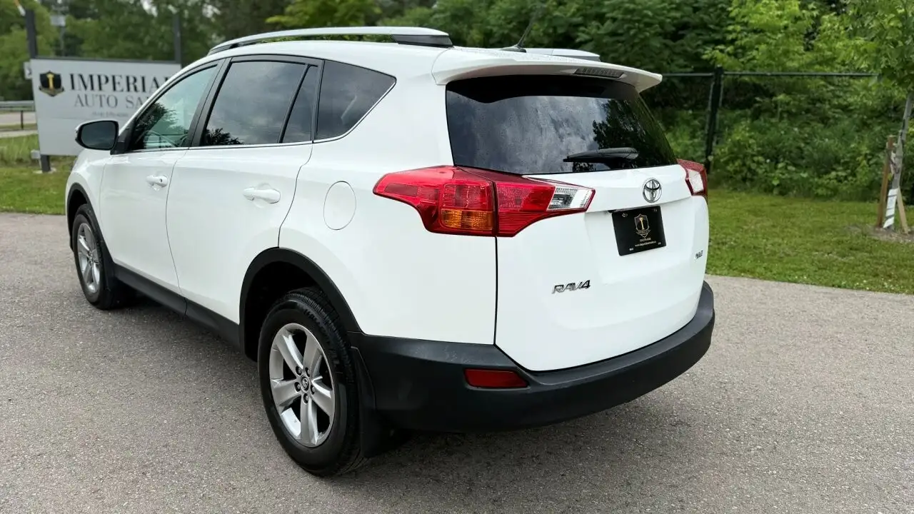 Toyota RAV 4 photo Toyota RAV 4