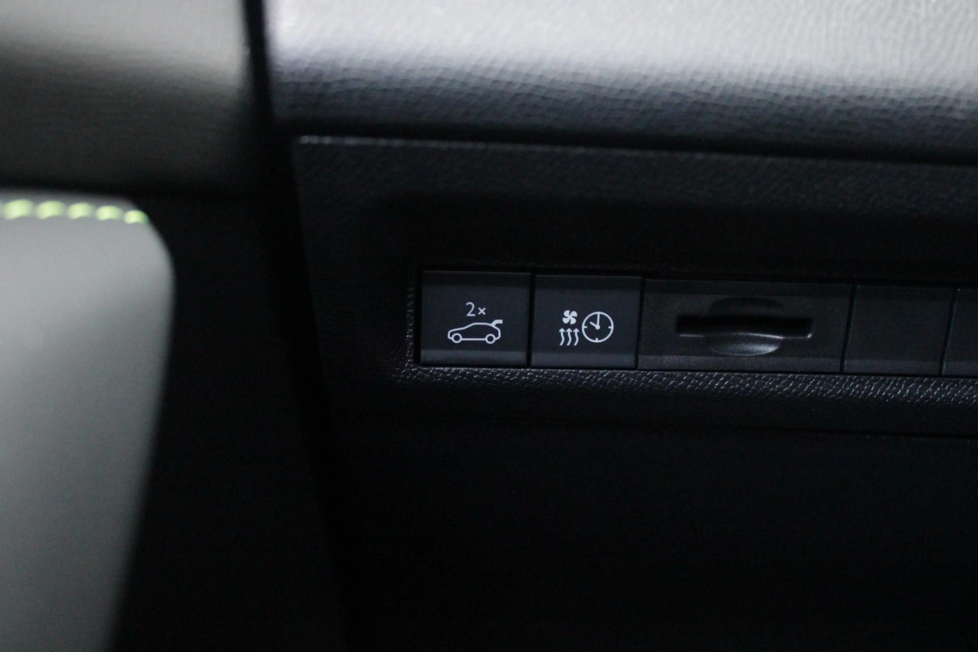 Peugeot 308 e-308 SW GT 54 kWh | 360° CAMERA | ELEKTRISCHE STO — photo 48