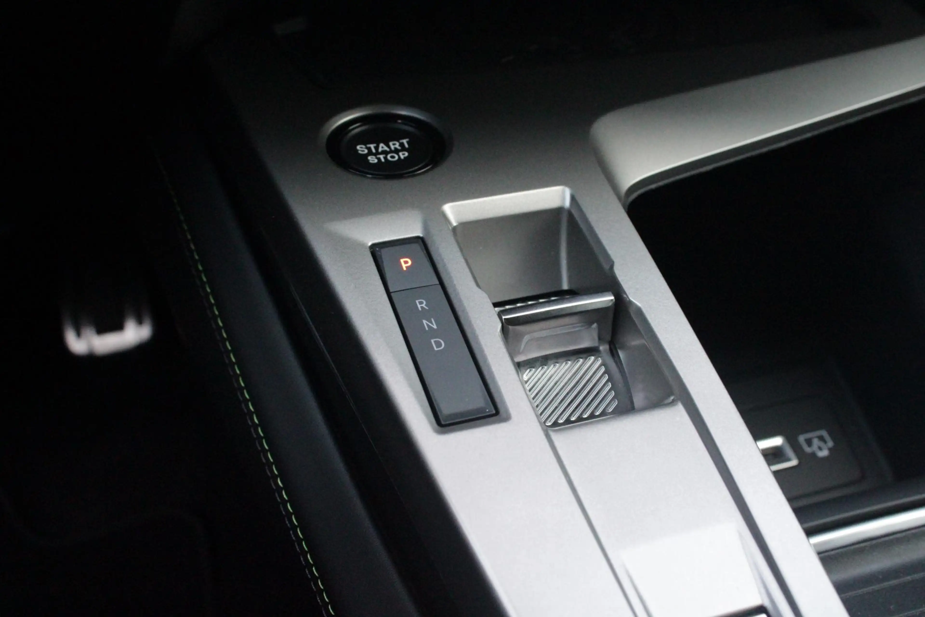 Peugeot 308 e-308 SW GT 54 kWh | 360° CAMERA | ELEKTRISCHE STO — photo 15