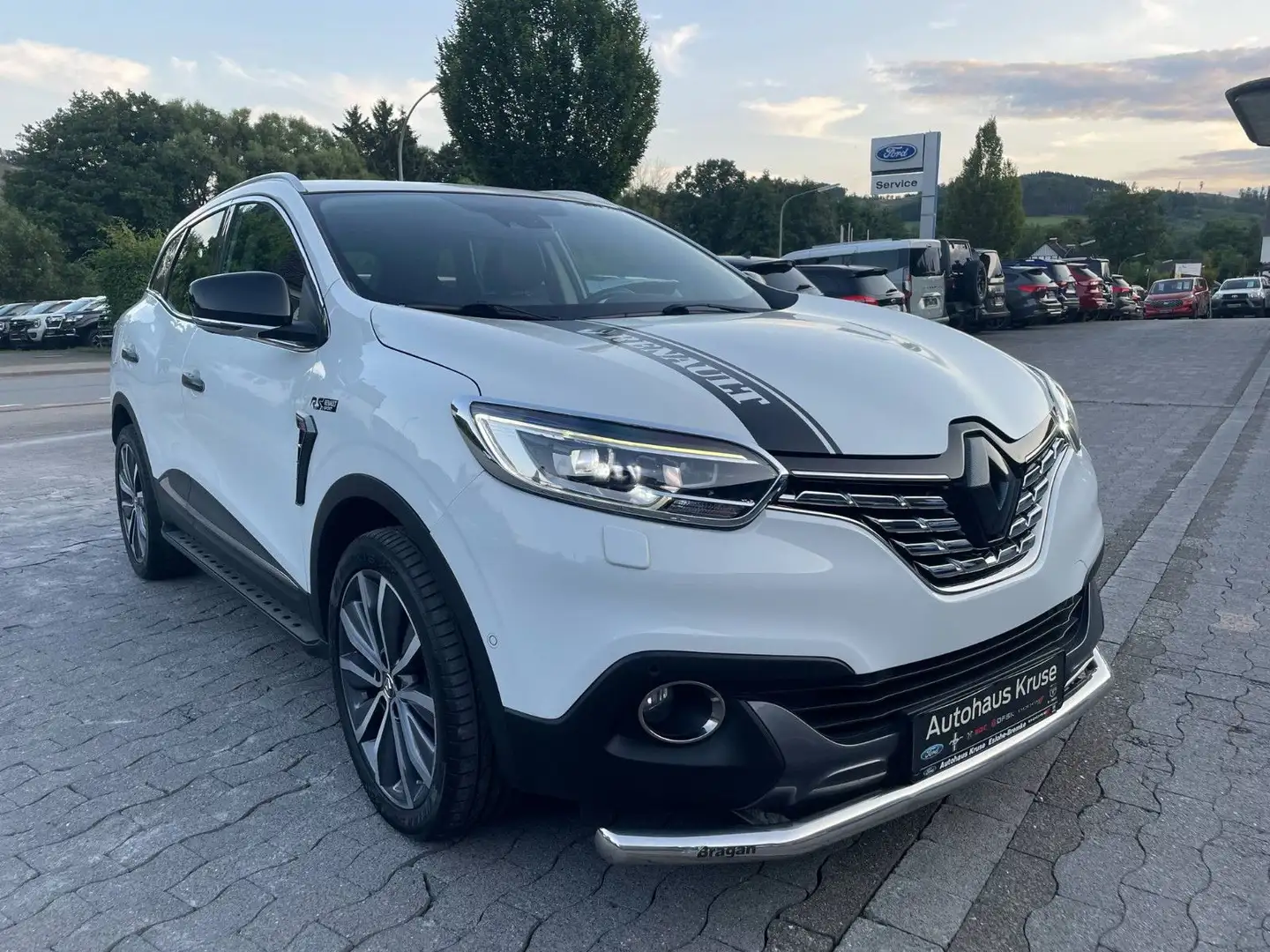 Renault Kadjar Bose Edition 1.6 l +W.Paket*+AHK* Blanc - 1