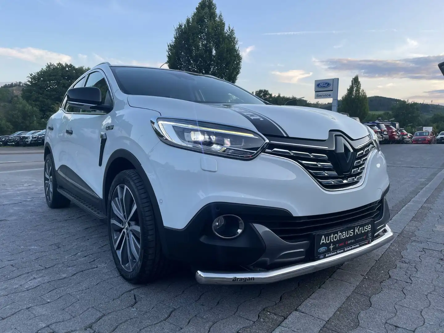 Renault Kadjar Bose Edition 1.6 l +W.Paket*+AHK* Blanc - 2