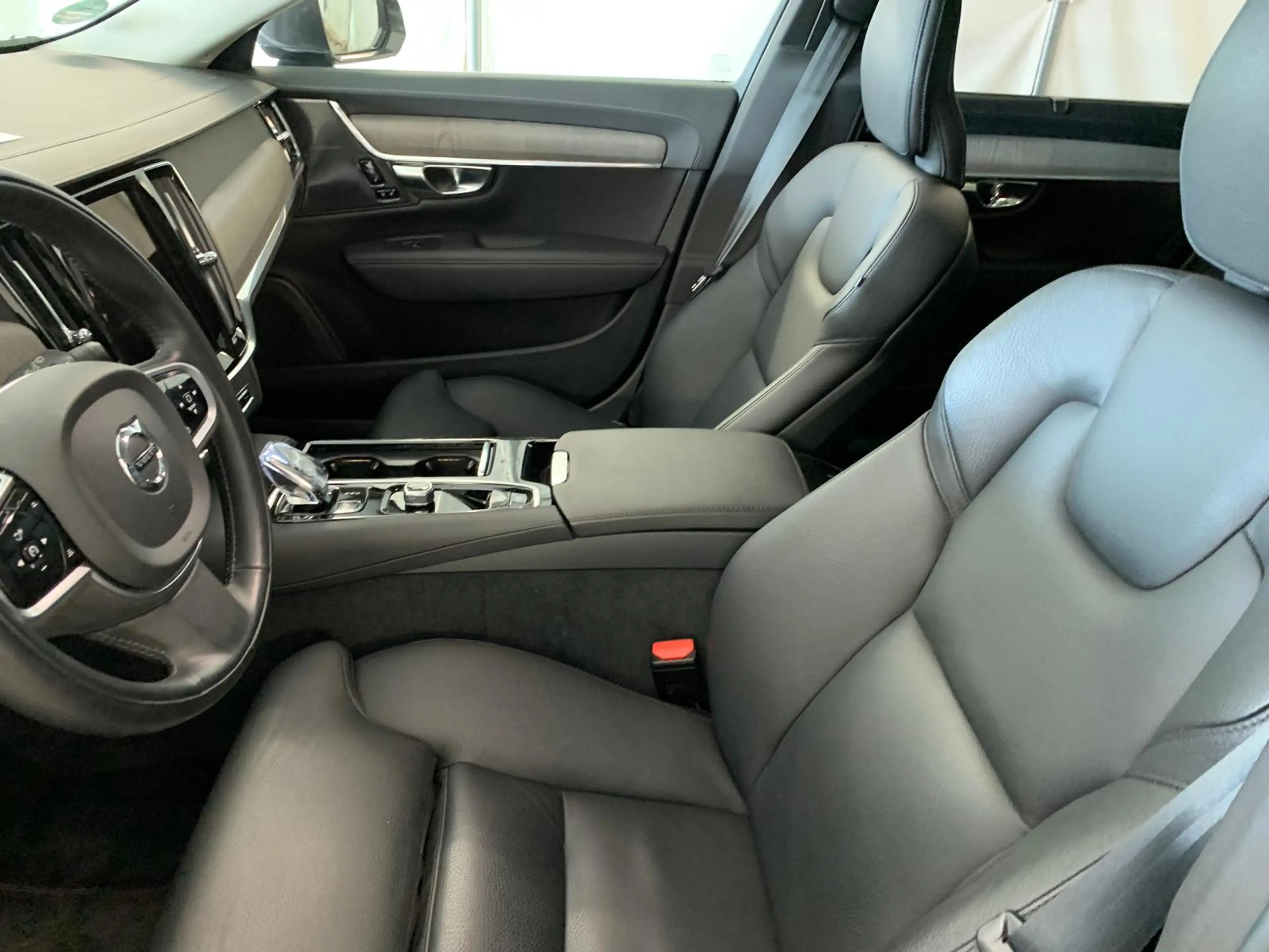 Volvo V90 Inscription Recharge PHEV AWD|ACC|360°|GlasD — photo 11