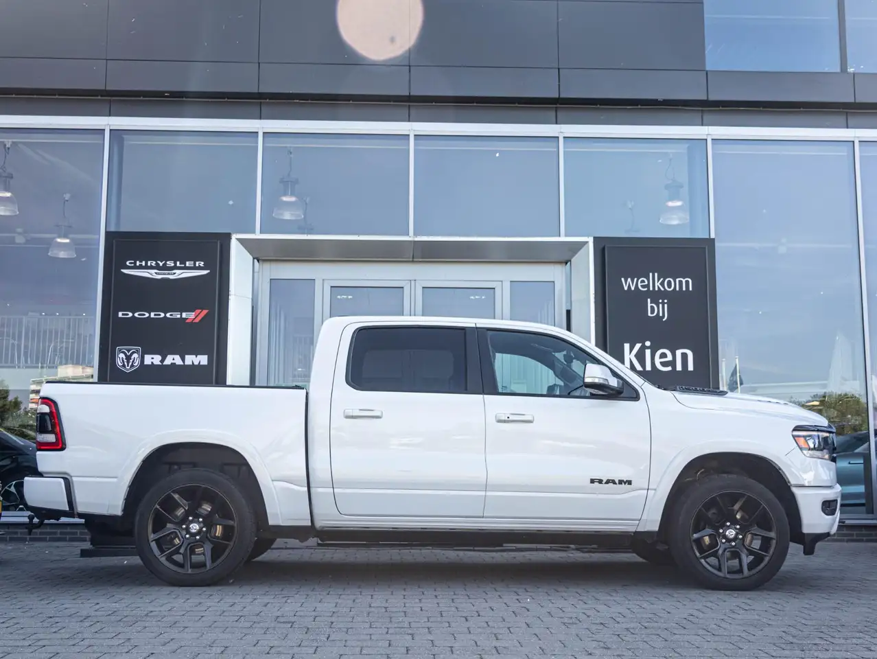Dodge RAM 2024 — фото 10