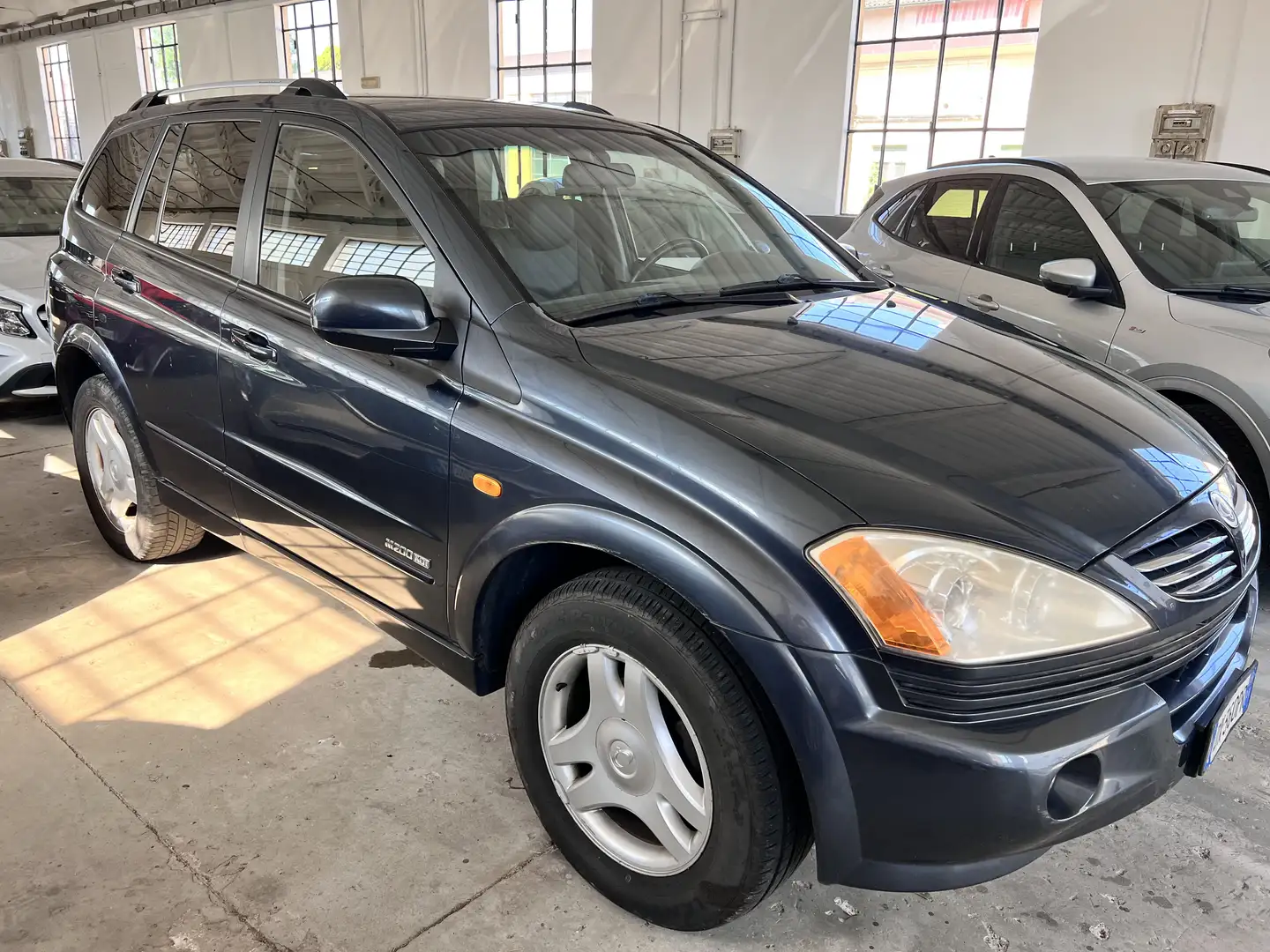 SsangYong Kyron 2.0 xvt Style 4wd 4x4 Šedá - 1