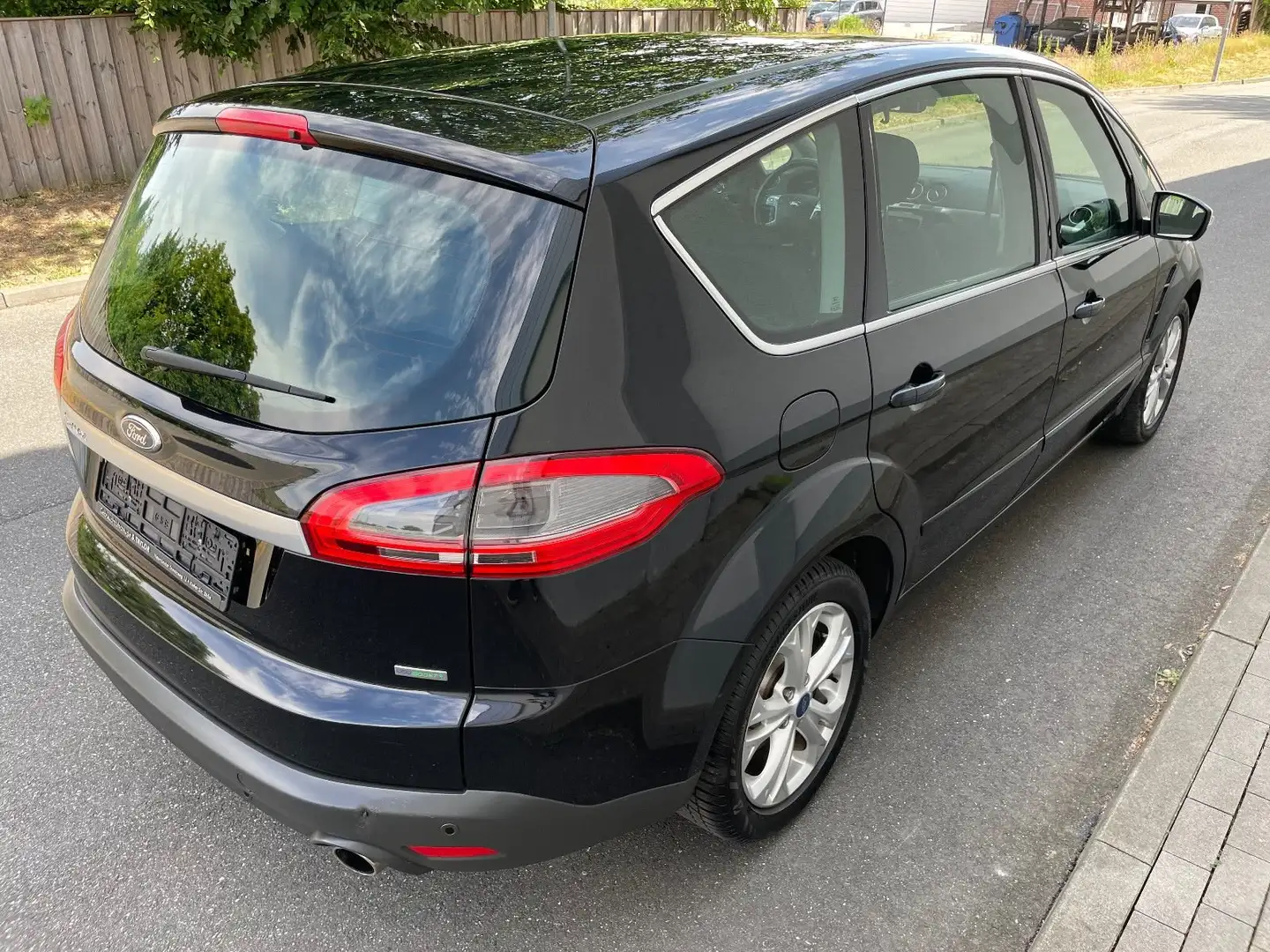 Ford S-Max S-MAX Titanium 2,0 EcoBoost Aut.Titanium Schwarz - 2