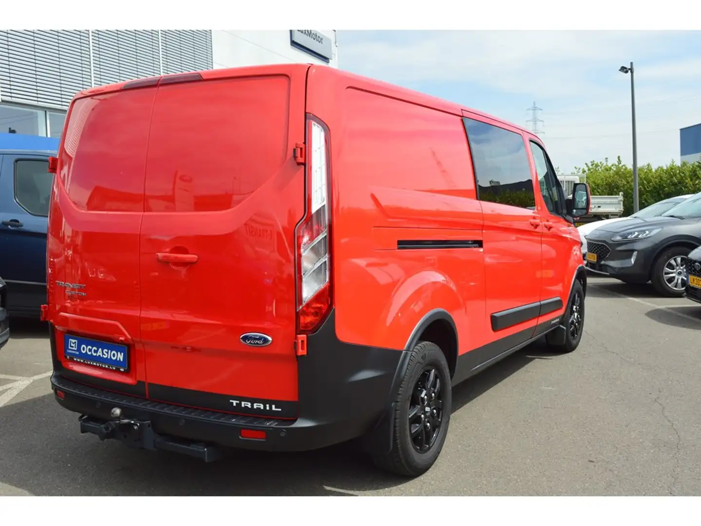 Ford Transit Custom 340L Multi use: Fourgon avec double cabine L2 Trai Rouge - 2