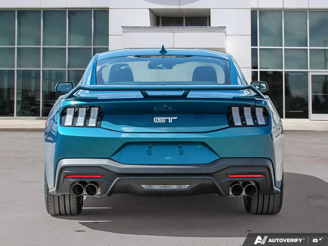 Ford Mustang снимка Ford Mustang