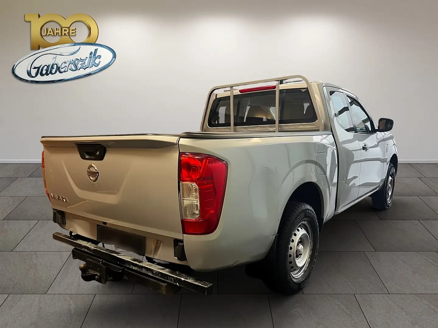 Nissan Navara Navara Allrad Diesel King Cab 4x4 2,3 dCi Visia Silber - 2
