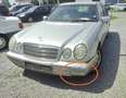 Mercedes-Benz E 200 Automatik CLASSIC/ Alu+Klima+Tempomat+met/o.TÜV Silber - thumbnail 11
