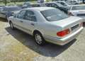 Mercedes-Benz E 200 Automatik CLASSIC/ Alu+Klima+Tempomat+met/o.TÜV Silber - thumbnail 18
