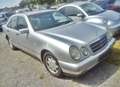 Mercedes-Benz E 200 Automatik CLASSIC/ Alu+Klima+Tempomat+met/o.TÜV Silber - thumbnail 13