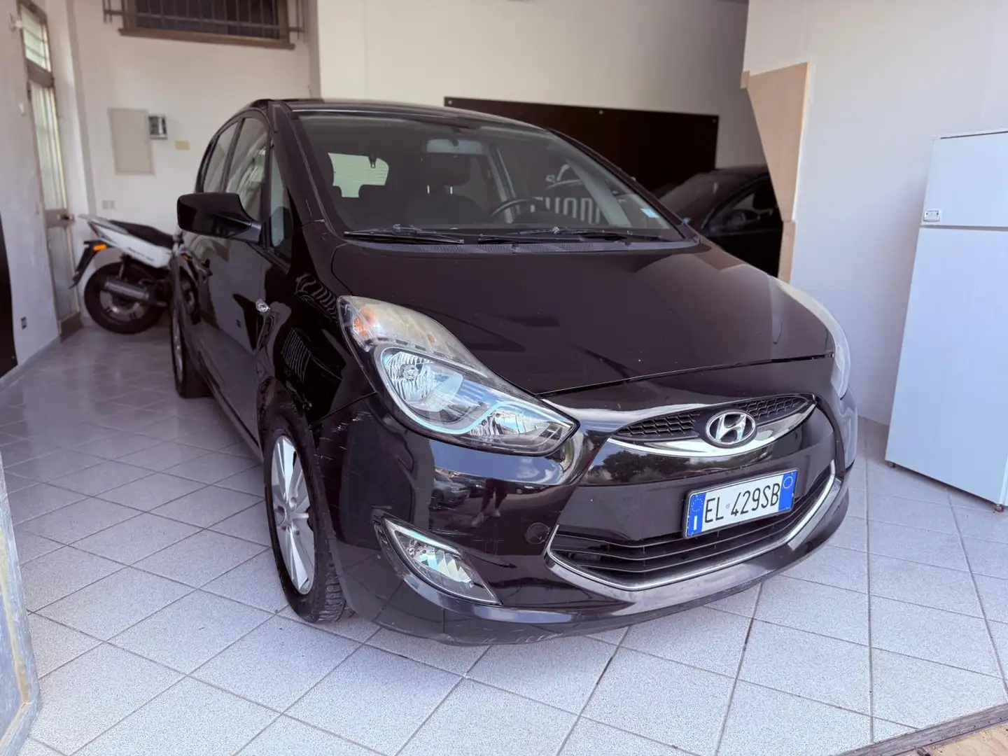 Hyundai iX20 ix20 1.4 Comfort Negro - 1