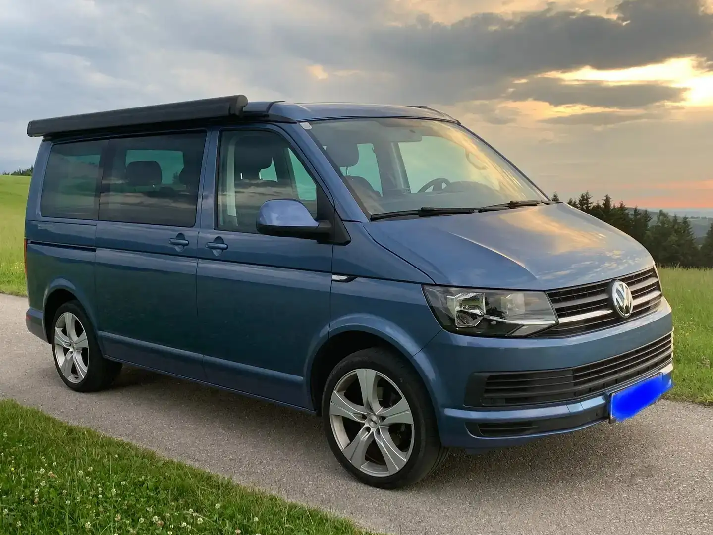 Volkswagen T6 California California Beach 2,0 TDI BMT Beach Blau - 2