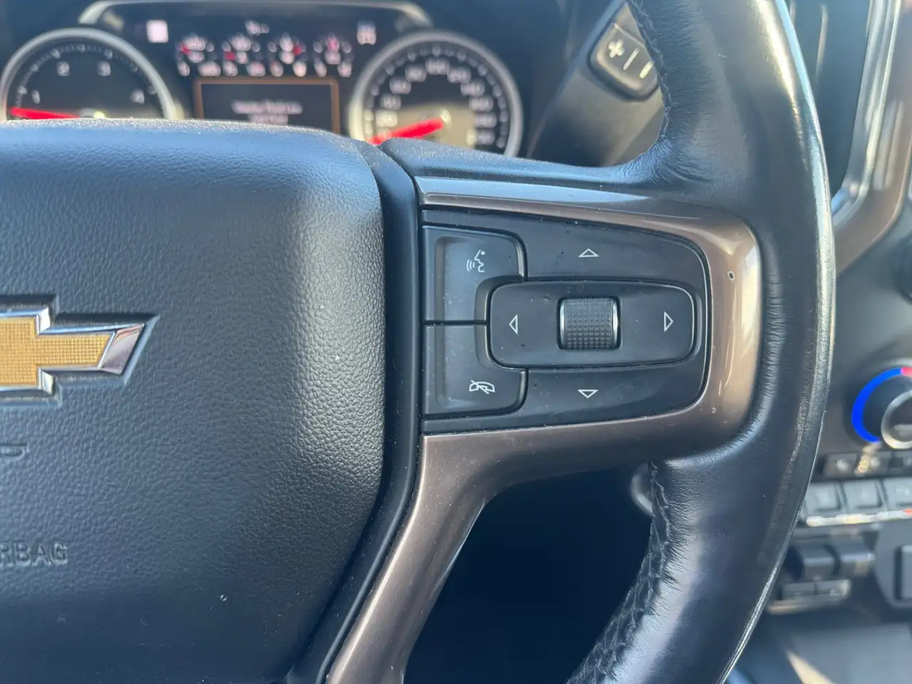 Chevrolet Silverado 2500 снимка Chevrolet Silverado 2500