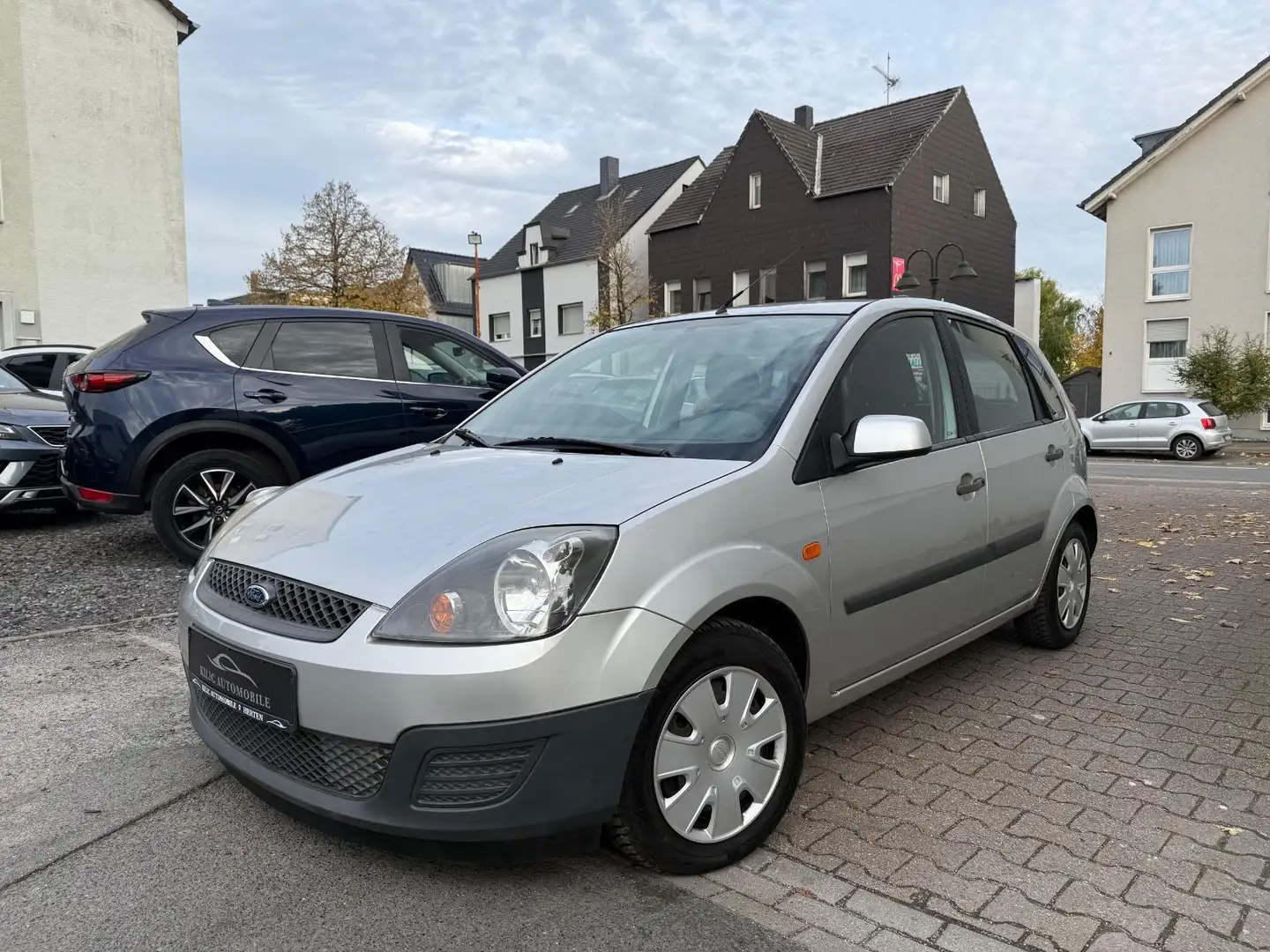 Ford Fiesta Fun 2.Hand*Klima*4Türer Argent - 2
