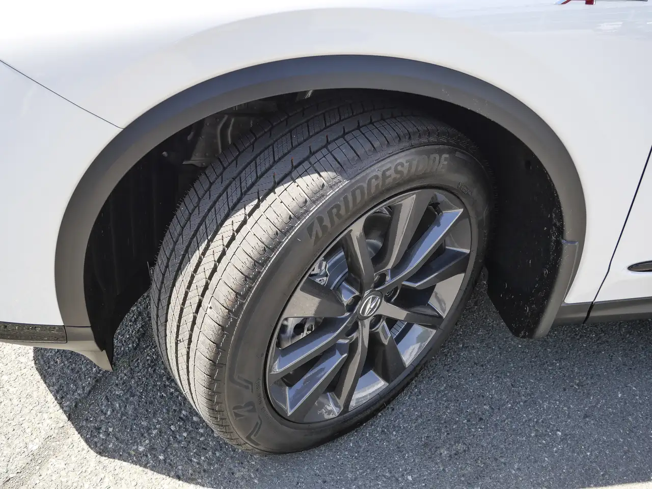 Acura MDX снимка Acura MDX