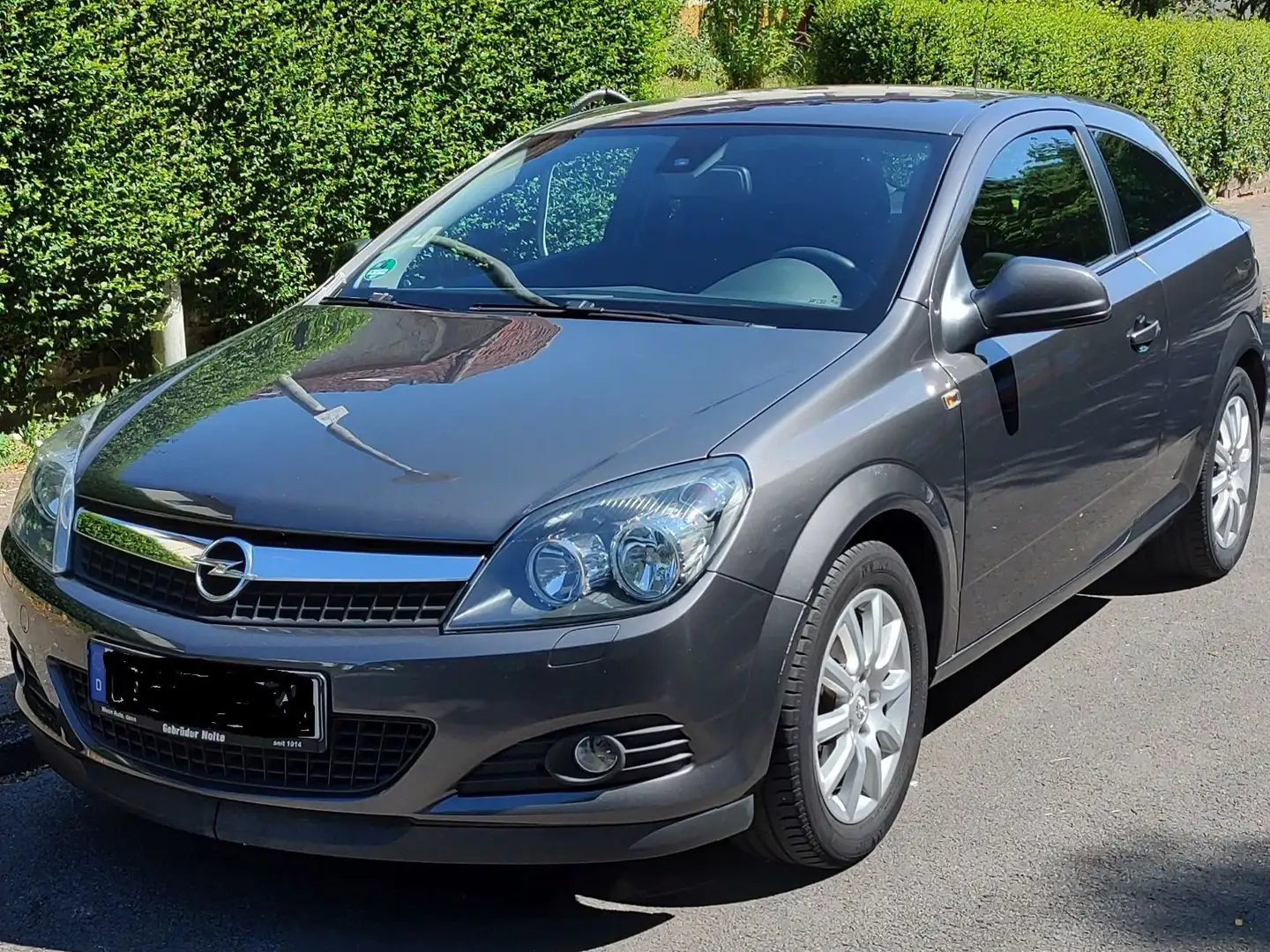 Opel Astra Astra GTC Fließheck  3-Türer GTC 1.6 Sport - 1