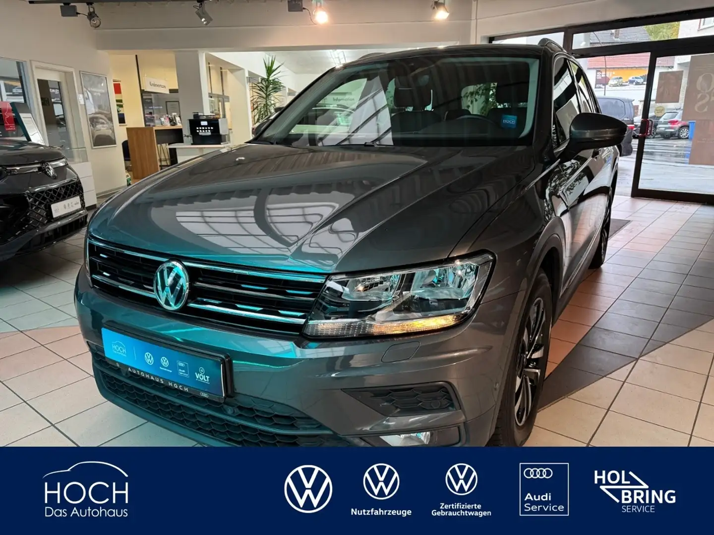 Volkswagen Tiguan 2.0 TDI Comfortline+AHK+ACC Kamera+Navi Gris - 1