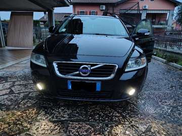 V50 1.6 d2 Polar Plus 115cv NEOPATENTATI
