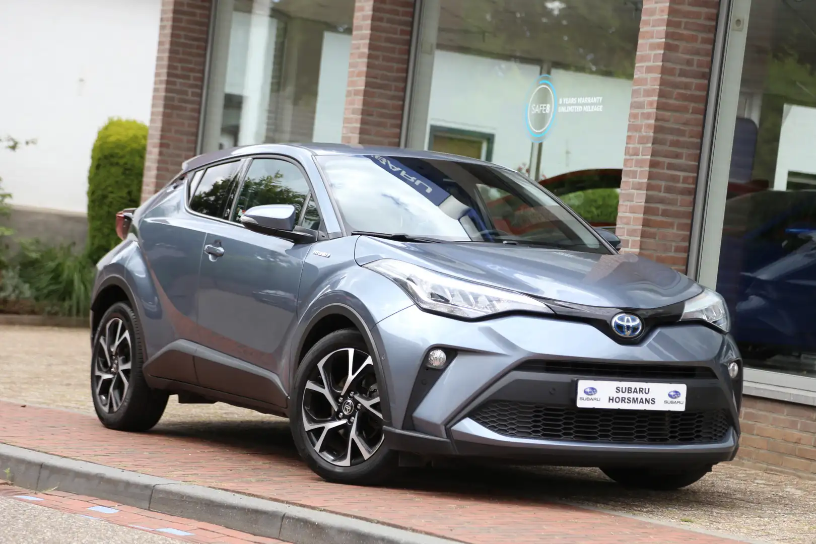 Toyota C-HR 1.8 Hybrid Team D Navi LED Camera ACC Gris - 1