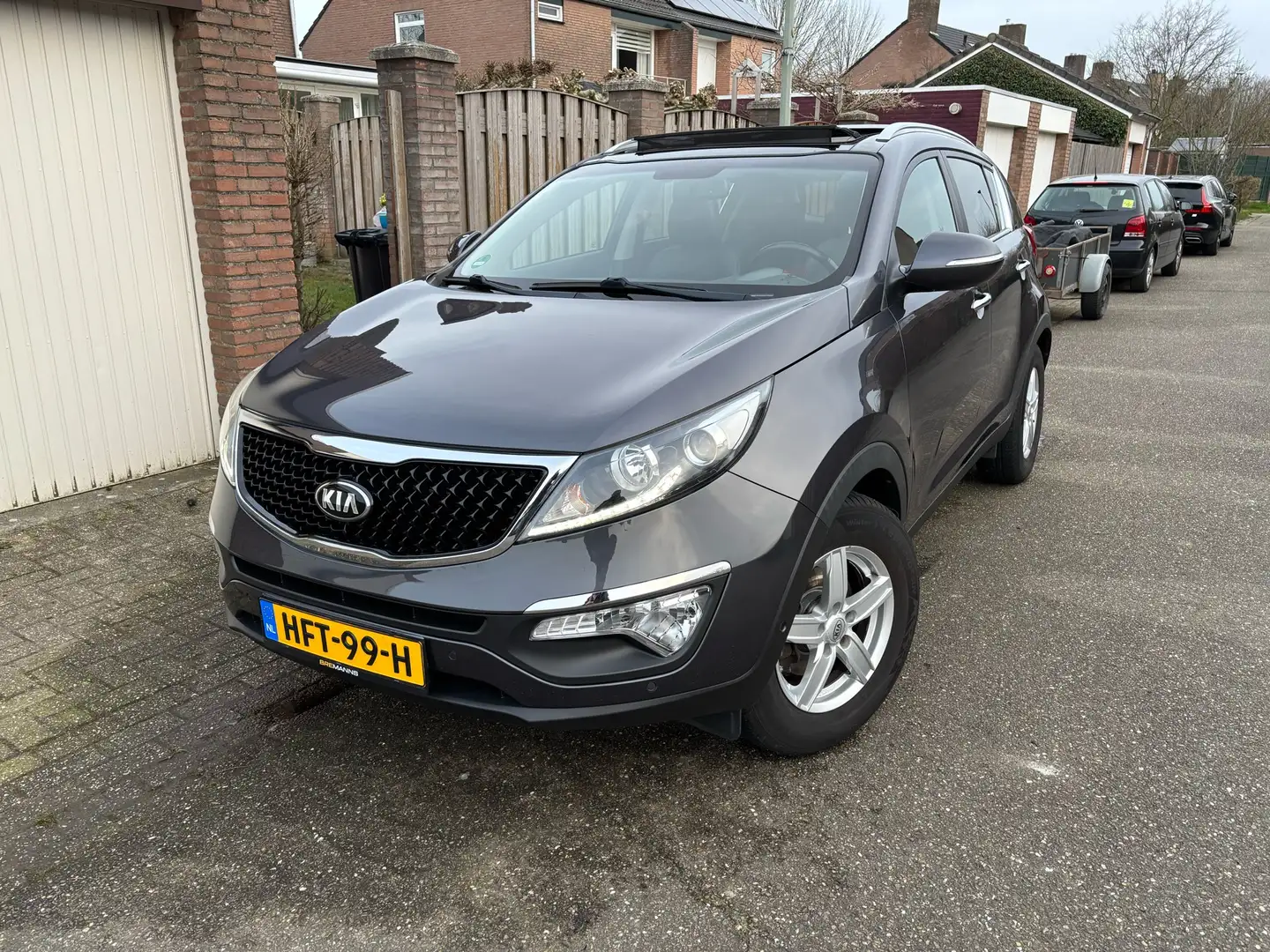 Kia Sportage 1.6 GDI X-treme Comf Gri - 1