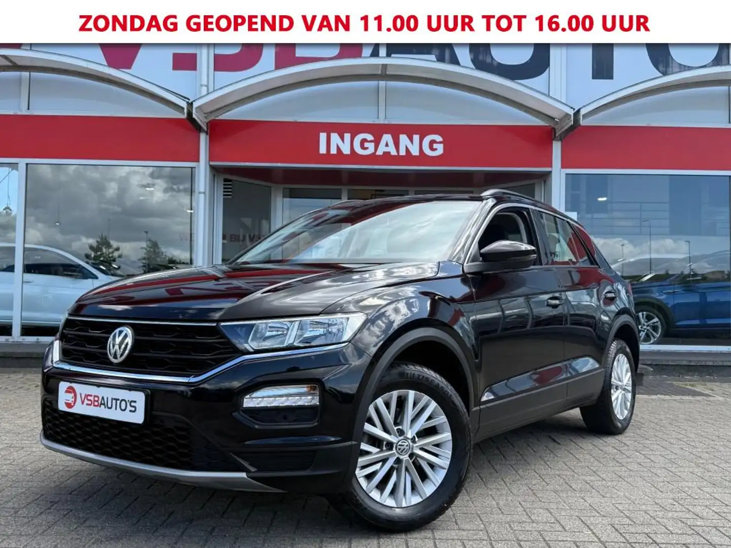 Volkswagen T-Roc 1.0 TSI 115PK LED CARPLAY NAVI TREKHAAK ECC-AIRCO Noir - 1