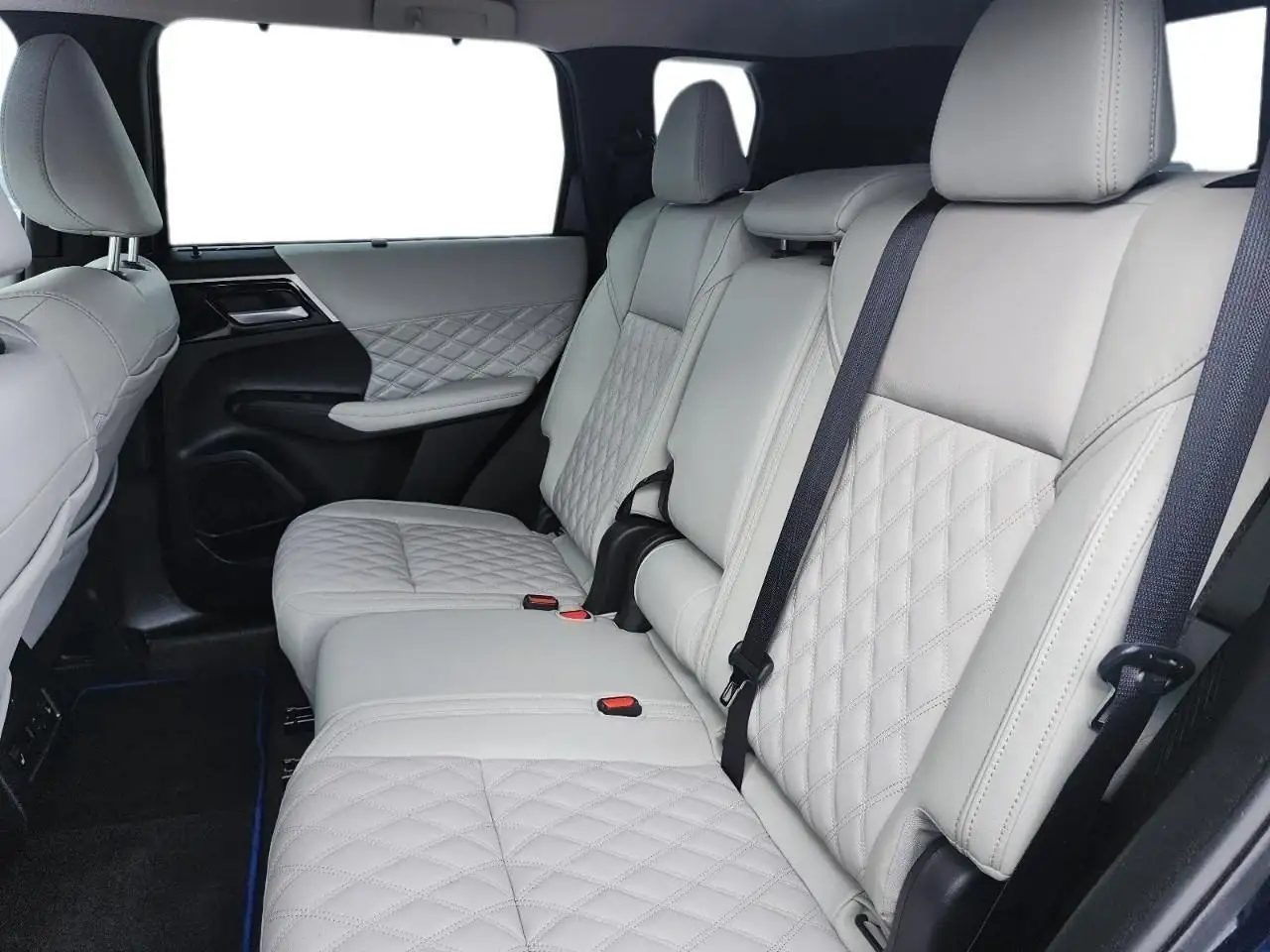 Mitsubishi Outlander снимка Mitsubishi Outlander