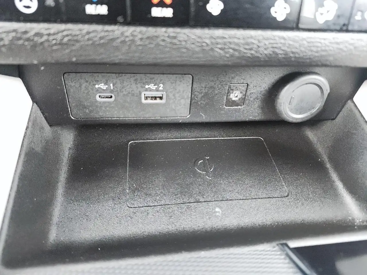 Mitsubishi Outlander снимка Mitsubishi Outlander