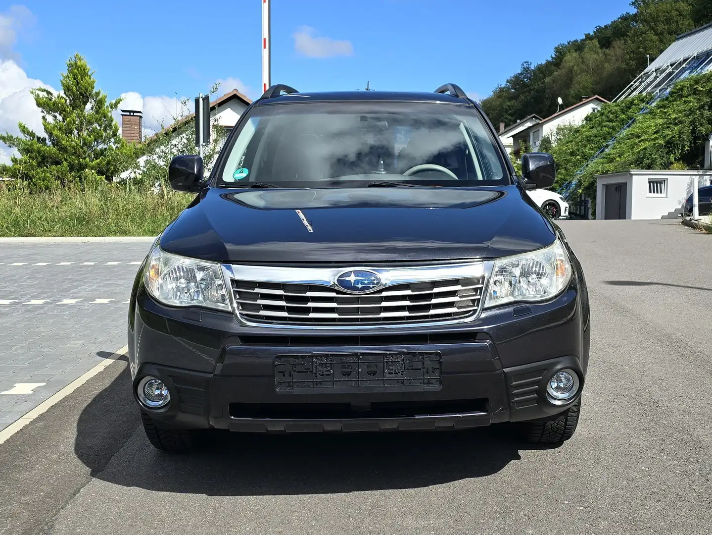 Subaru Forester 2.0X,Tüv Neu, 2. Hand,AHk 2000Kg, Klima,Pano,Le Negro - 1