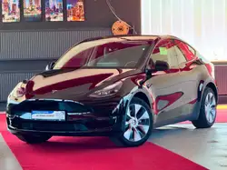 Tesla Model Y ModelY LongRange Dual AWD Schwarz Schwarz Steuer