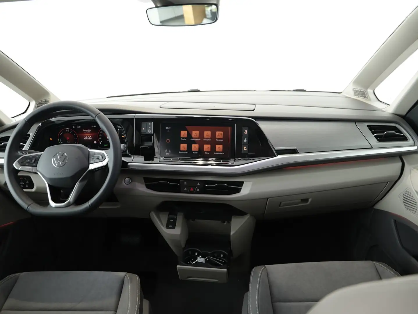 Volkswagen T7 Multivan VW T7 Multivan Edition eHybrid 180 kW 4MOTION Alb - 2