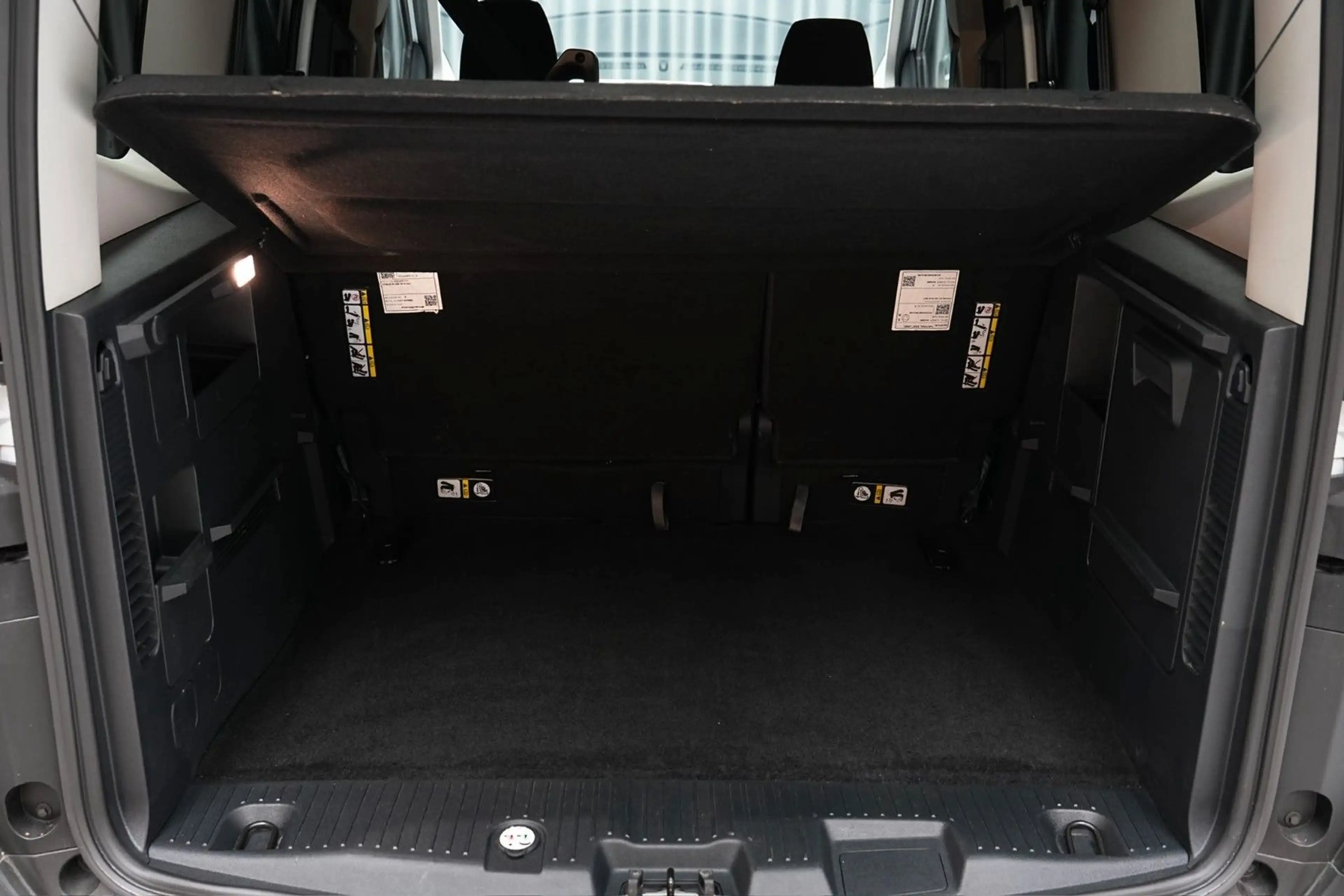 Ford Tourneo Courier 1.0 Trend — photo 11