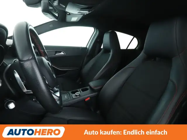 Mercedes-Benz GLA view 10