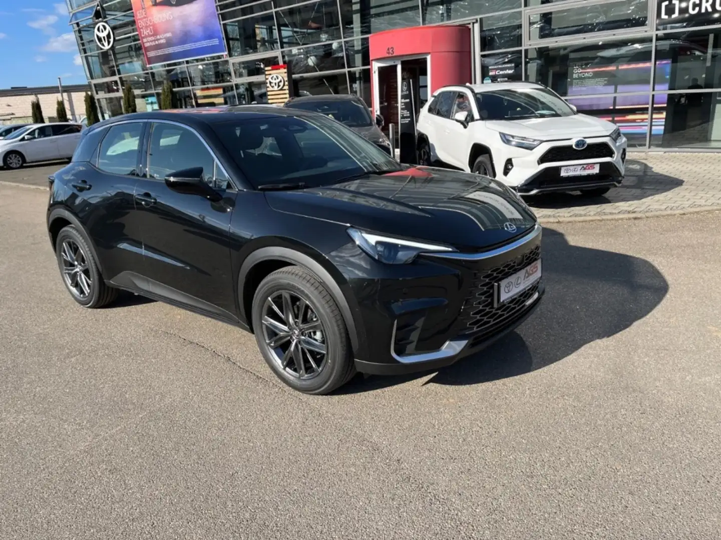 Lexus LBX Elegant Black Edition 1.5 Hybrid Schwarz - 2