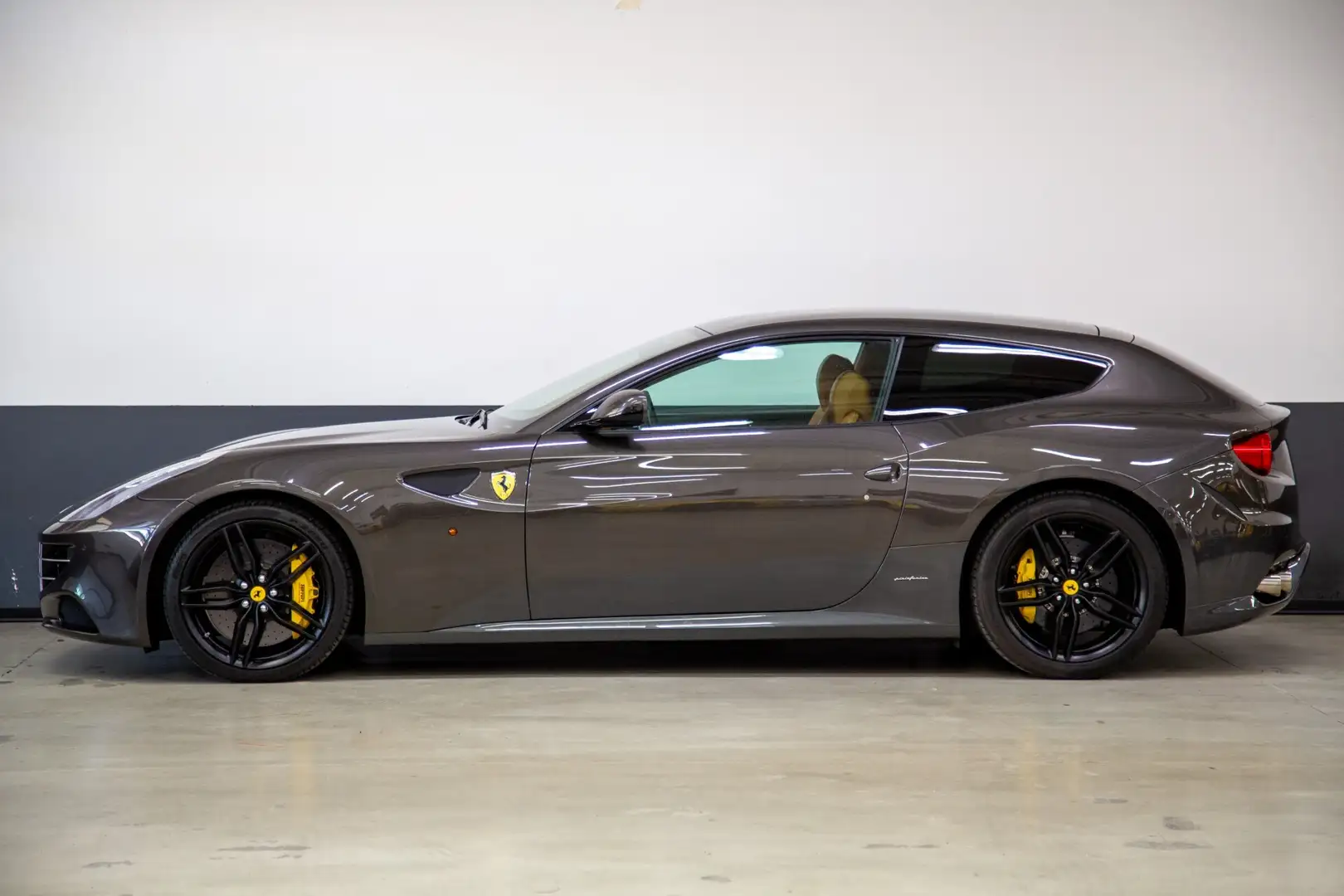 Ferrari FF Tailor Made Bruin - 2