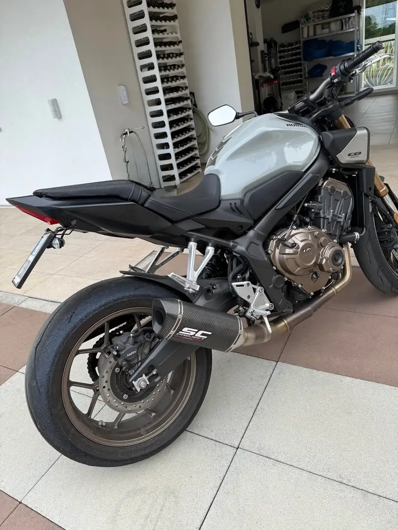 Honda CB 650 CB 650 R 2024 Argento - 1