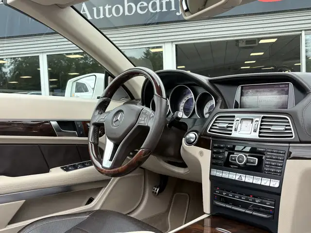Mercedes-Benz E-Class view 8