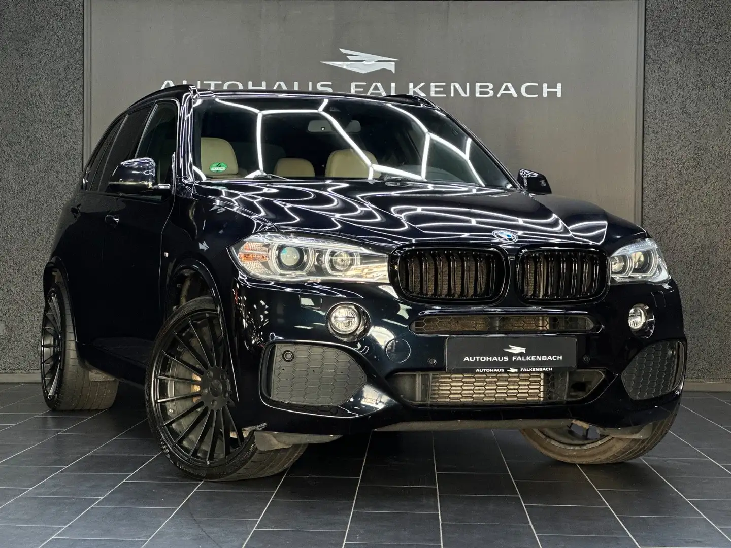 BMW X5 40D*M SPORT PAKET*MEMORY*HUD*LEDER*HK*ACC*22 Schwarz - 1