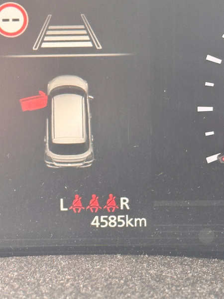 Suzuki Swift 1.2 Dualjet Hybrid 61 kW Club — photo 9