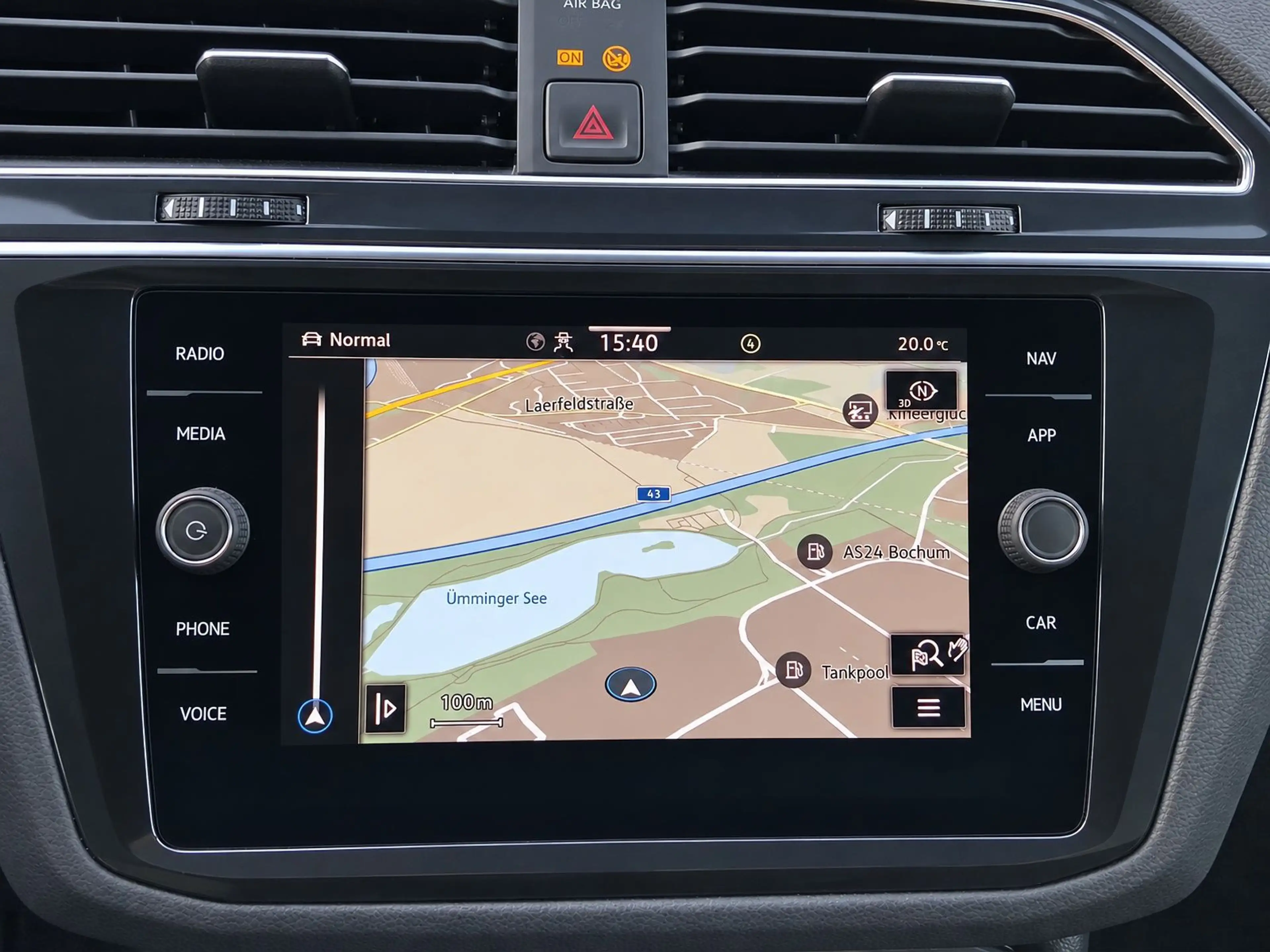 Volkswagen Tiguan 2.0 TDI DSG 4M R-LINE AHK LM19 APP-CON — photo 9
