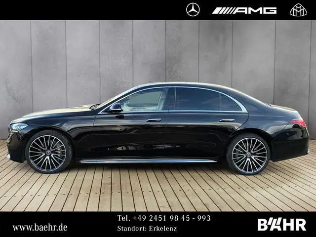 Mercedes-Benz S-Class view 2
