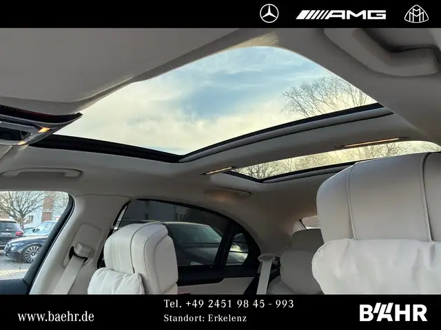 Mercedes-Benz S-Class view 13