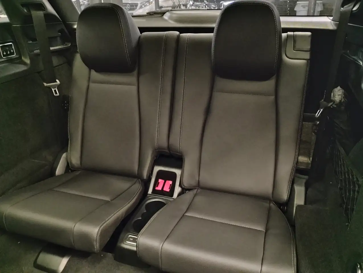 Mercedes-Benz GLE снимка Mercedes-Benz GLE