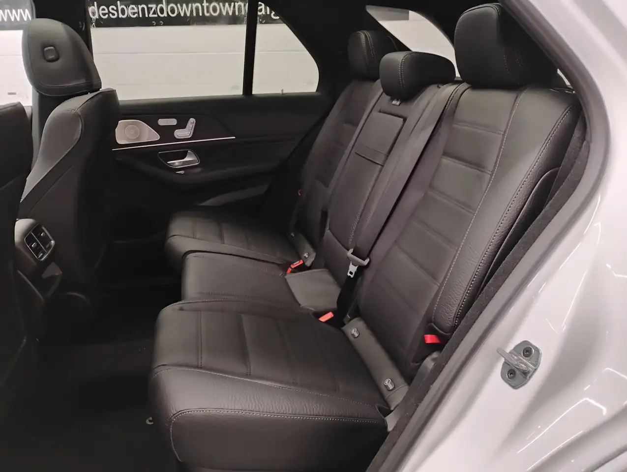 Mercedes-Benz GLE снимка Mercedes-Benz GLE