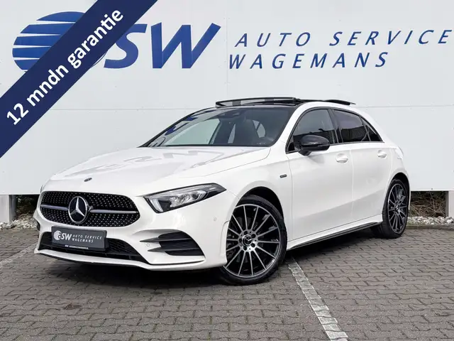Mercedes-Benz A 250 e Business Solution AMG Limited | Pano | Ambient L