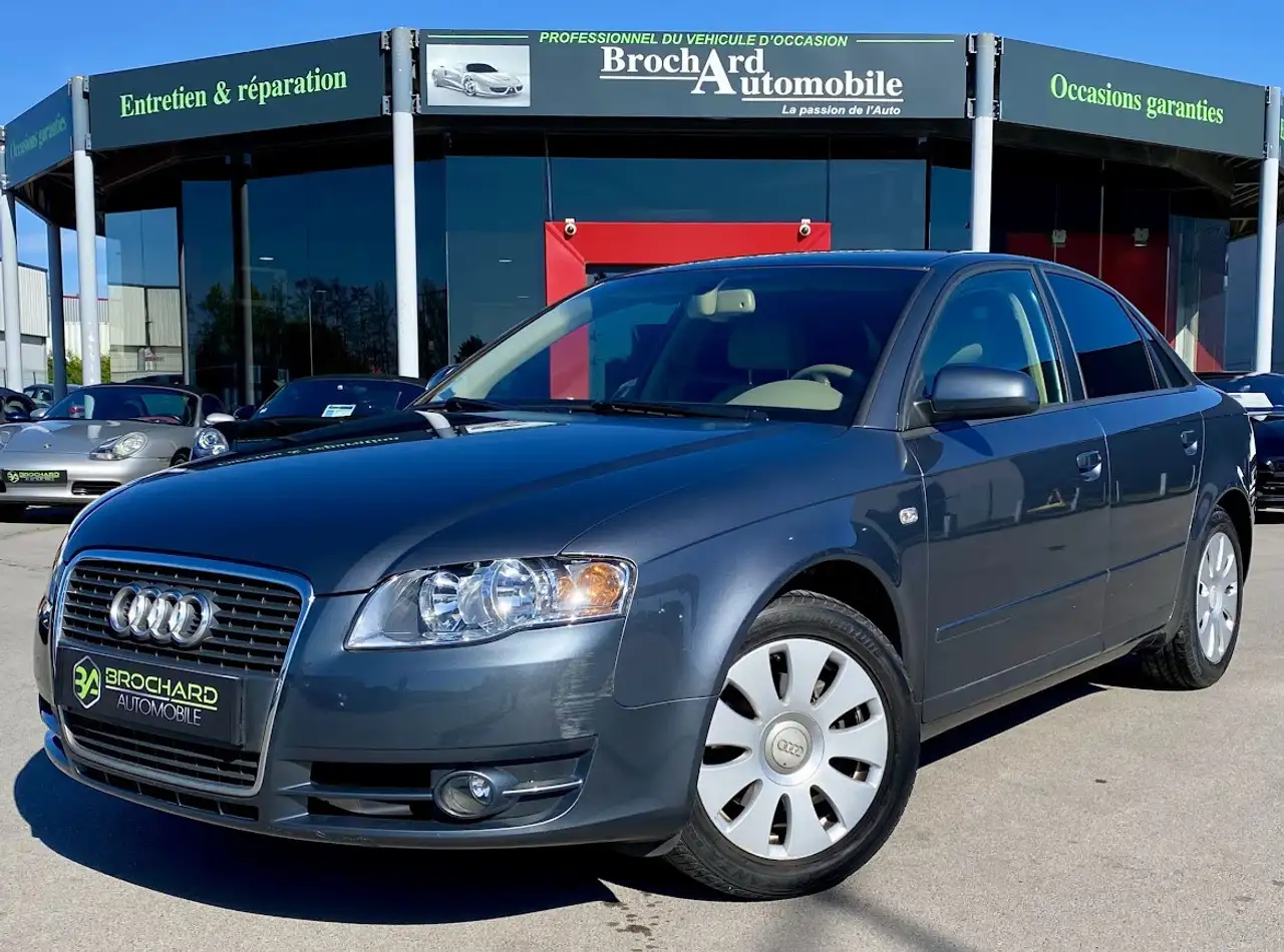 Audi A4 (B7) / 2.0 TDI 140 ch Multitronic 6 / Se